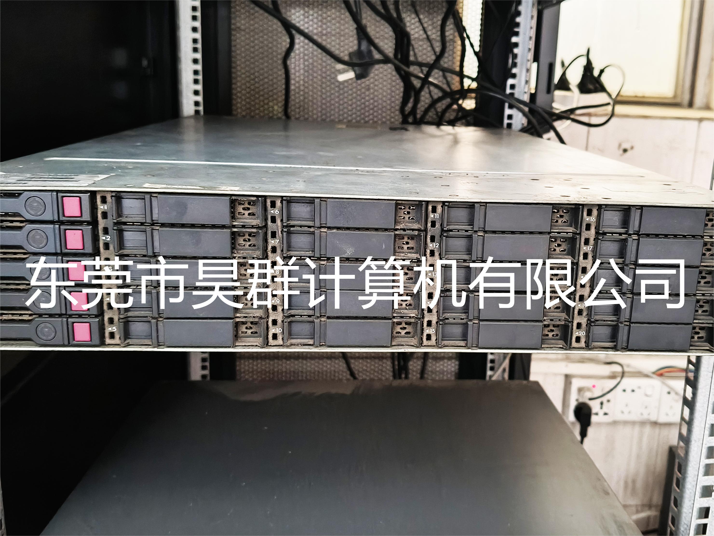 HP DL380P Gen8服务器背板故障